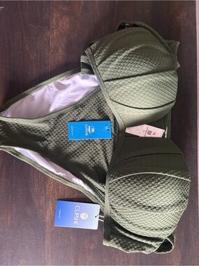 Cupshe Olive Green Textured Bandeau Bikini Top